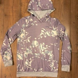 ⭐️Ladies small hoodie⭐️2 for $15